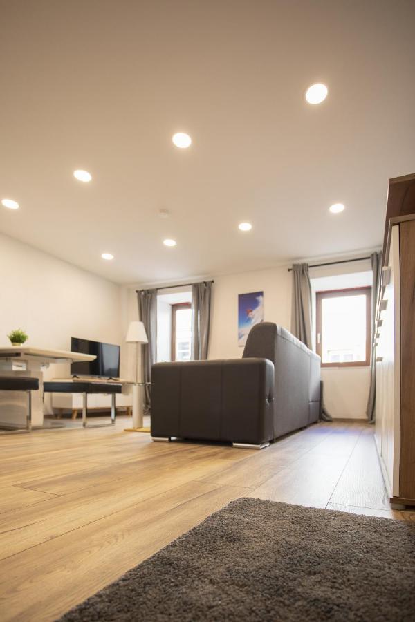 Modern Old Town Apartment Hall en Tirol Extérieur photo