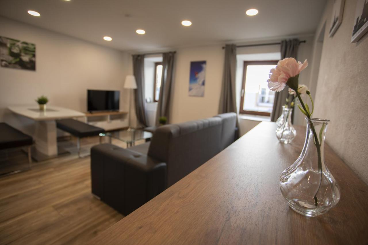 Modern Old Town Apartment Hall en Tirol Extérieur photo